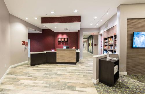 Schaumburg Hotel | TownePlace Suites by Marriott Chicago Schaumburg