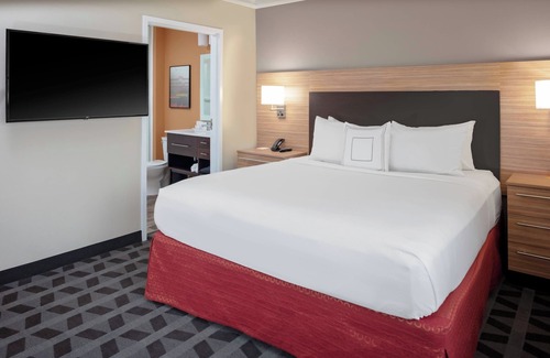 Gainesville Hotel | TownePlace Suites by Marriott Gainesville