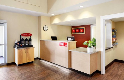 Tempe Hotel | TownePlace Suites Tempe at Arizona Mills Mall