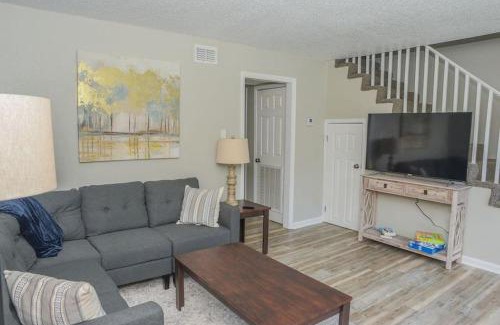 Grand Bay Apartment | Townhomes Near the Bay - #2