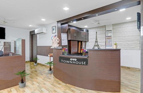 Mohanlalganj Resort | Townhouse Jalsa Resort
