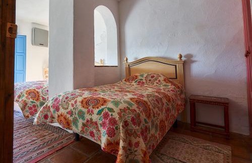 Gaucin House | Townhouse Sleeps 6 with Private Pool