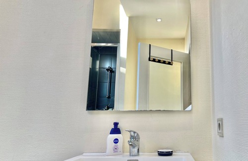 Veeweide Apartment | Très bel appartement situé au centre de Bruxelles entièrement meublé et équipé b