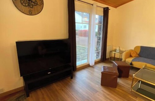 Louvres Apartment | Très Belle Maison Neuve F2 Avec Grand Jardin
