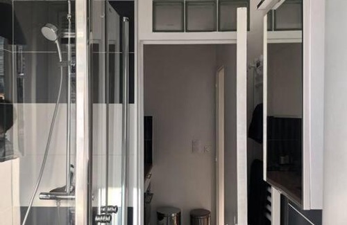 Gare Apartment | Très Parisien et ensoleillé