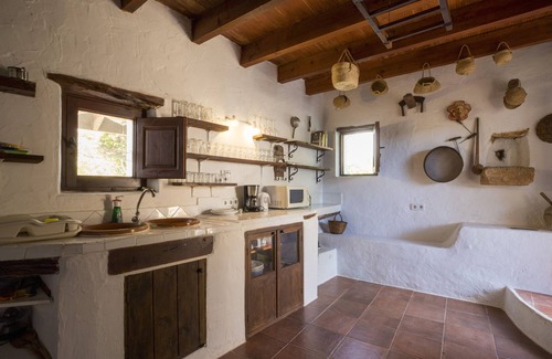 Sant Josep de sa Talaia Cottage | Traditional Ibizan country house with private pool and large gardens