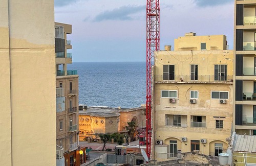 Madliena Apartment | Traditional apartment, classic style with sea view in tigne point