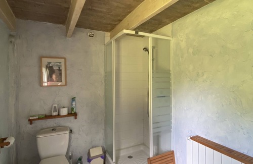 Guegon Cottage | Traditional Breton Longère Near Historic Josselin