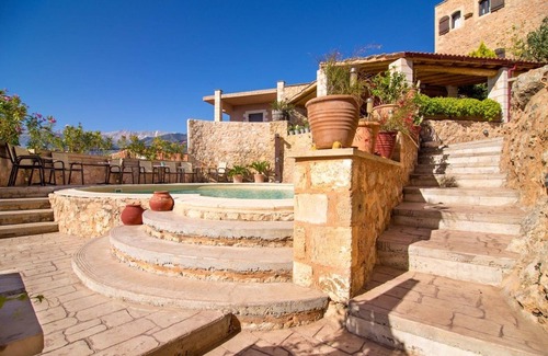 Samonas Villa | Traditional Crete Villa | Villa Blue.