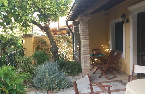 Pagi House | Traditional Family House with a strategic location