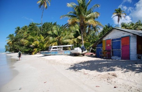Scarborough Villa | Traditional plantation style house built on agricultural