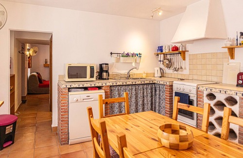 Tozar Cottage | Traditional village house with large pool, in great countryside. Explore!