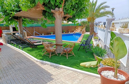 Creixell Villa | Traditional villa with private pool on the Dorada coast