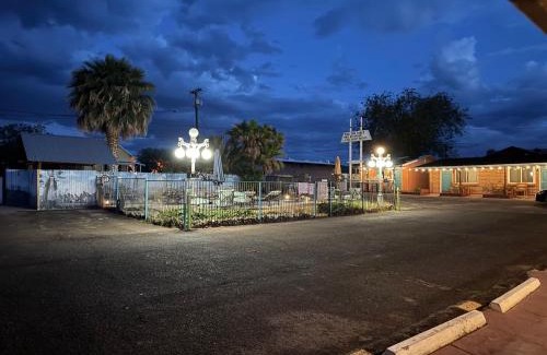 Tombstone House | Trail Riders Inn -Bunkhouse