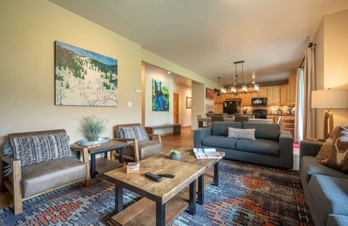 Winter Park Condo | Trailhead Lodges 514 | Stellar Views from Balcony | Walk To The Best Restaurants