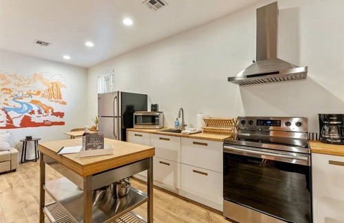 Hurricane Apartment | Trailheads & Splash Pad Close By, Pet Friendly!