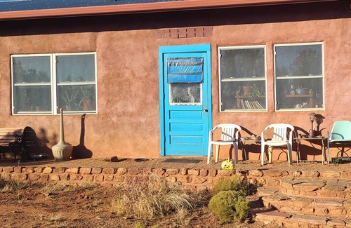 Jemez Pueblo Apartment | Tranquil 1-bedroom small cabin. Jemez Valley with hot springs, hikes, nite skies