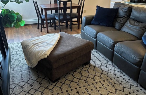 College Apartment | Tranquil 2-bedroom apartment with WiFi in Fairbanks