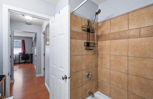 Spring Lake Park Apartment | Tranquil 2BR Apt Mpls - 8075 Apt 4