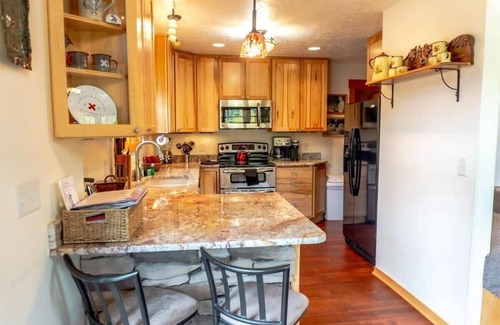Breckenridge House | Tranquil 3BR Home; Access To Trails & Mtn. Views!