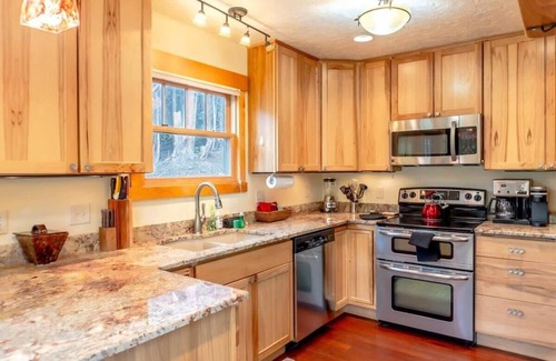 Breckenridge House | Tranquil 3BR Home; Access To Trails & Mtn. Views!