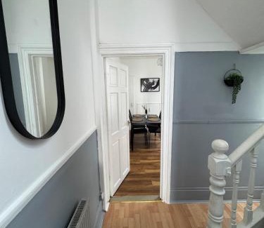 Portsmouth Apartment | Tranquil 4BR in Portsmouth