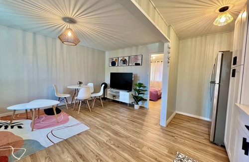 McCully - Moiliili Apartment | Tranquil Ground Floor Unit Central Honolulu w/AC