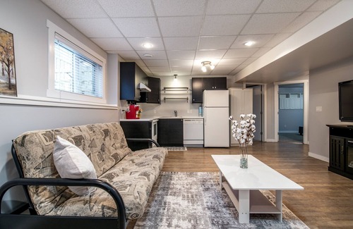 Saskatoon House | Tranquil HomeAway in the Hampton’s New Area Near Downtown