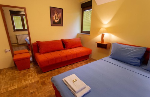 Kolasin Apartment | Tranquil Mountain Haven for 3 in Kolasin