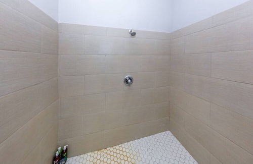 North Hollywood Apartment | Tranquil NoHo Studio Near Universal Studios