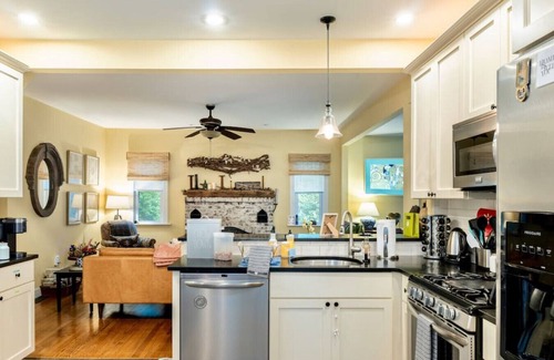 Saugerties House | Tranquil, private country paradise 4 family & friends: hot tub, fireplace, pets