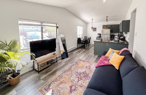 West Colorado Springs House | Tranquil Retreat Steps from Garden of the Gods!