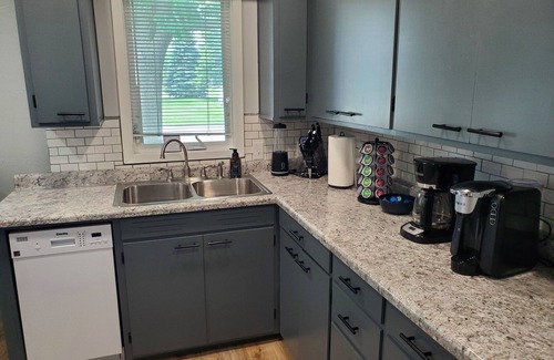 Lake Park House | Tranquil setting 15 Miles from Iowa Great Lakes - Fully Furnished with Game Room