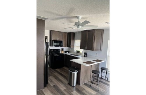 Fairvilla House | Tranquil & Tiny house