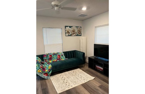 Fairvilla House | Tranquil & Tiny house
