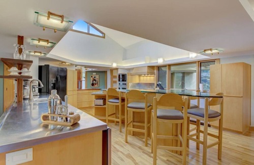 Lake Delton House | Tranquil Waters by Venture Luxury Estates