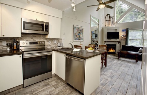 Blackcomb Condo | TranquilForestViews: Close to Everything; Mountains,Village,Trails,Lakes & More!