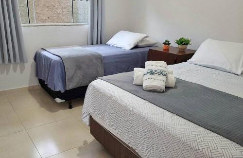 Alto Ribeirao Leste Apartment | Tranquilidade e 1GB de internet a 5min da praia!