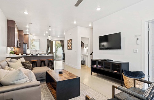 St. George House | Tranquility at The Lofts Near National Parks