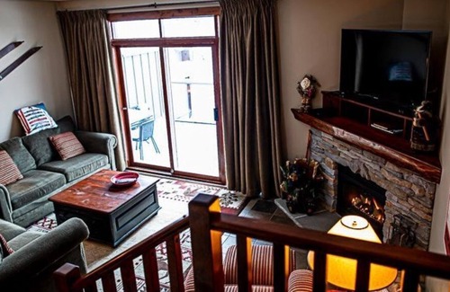 Sun Peaks Resort | Trapper's Landing, Village, Sun Peaks, British Columbia, Canada