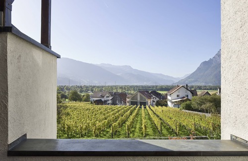 Flasch House | Traum-ferienhaus für bis zu 11 Personen im Schönsten Dorf der Schweiz