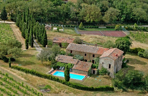 Castelnuovo Berardenga House | Traumblick in die Toskana vom Ferienhaus mit Pool auf Hügel zw. Siena u. Florenz
