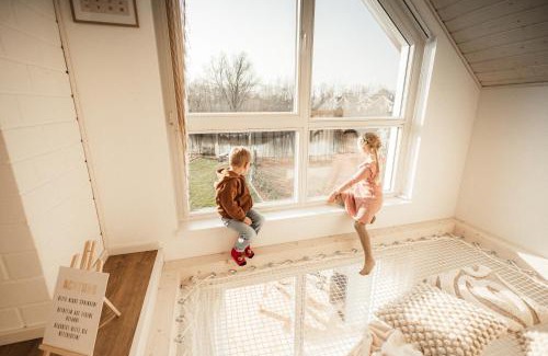 Nordhorn House | Traumhafte Seelodge mit Sauna, Kamin und Whirlpool