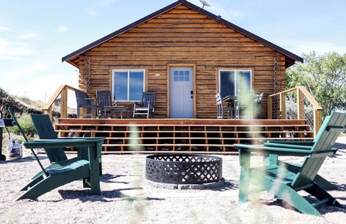 Greybull Cabin | Traut Cabin - Mountain Views & Family Friendly