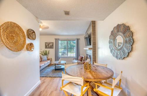 Moultrie Apartment | Travel for work - Stylish 3 BDR - Southern Georgia