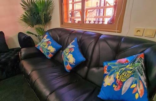 Tassoultante Apartment | Travelers' Cozy Marrakesh House