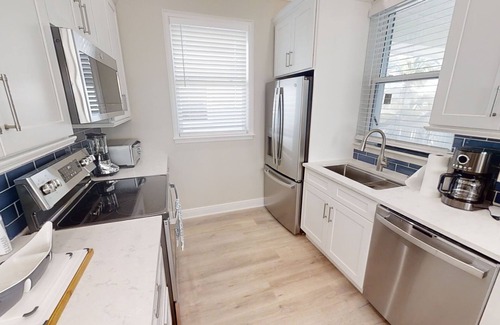 Treasure Cay House | Treasure Cay, Palm Bay 6, Anchorage Drive