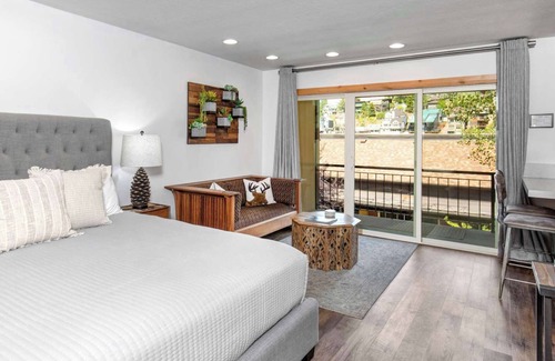 Downtown Park City Hotel | Treasure Mountain Inn - Junior Suite #42 - Cleaning fees included!