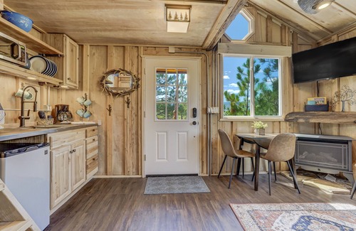 Larkspur House | Tree Eagles Nest