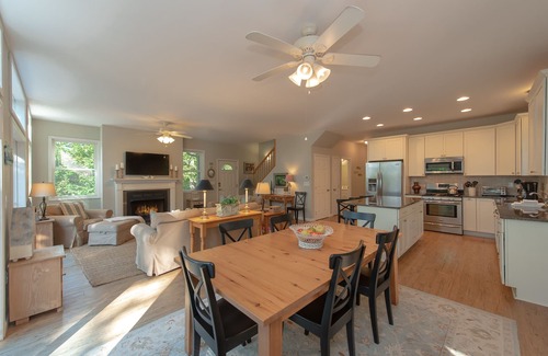 Swanton House | Tree-Lined Escape w/Hot Tub & Fire Pit